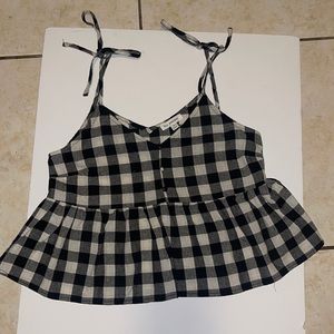Crop top. Brand: Blu Pepper. Size: small. Color: black and white (checkered).
